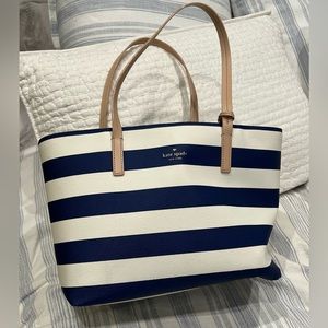 Kate spade tote blue and white